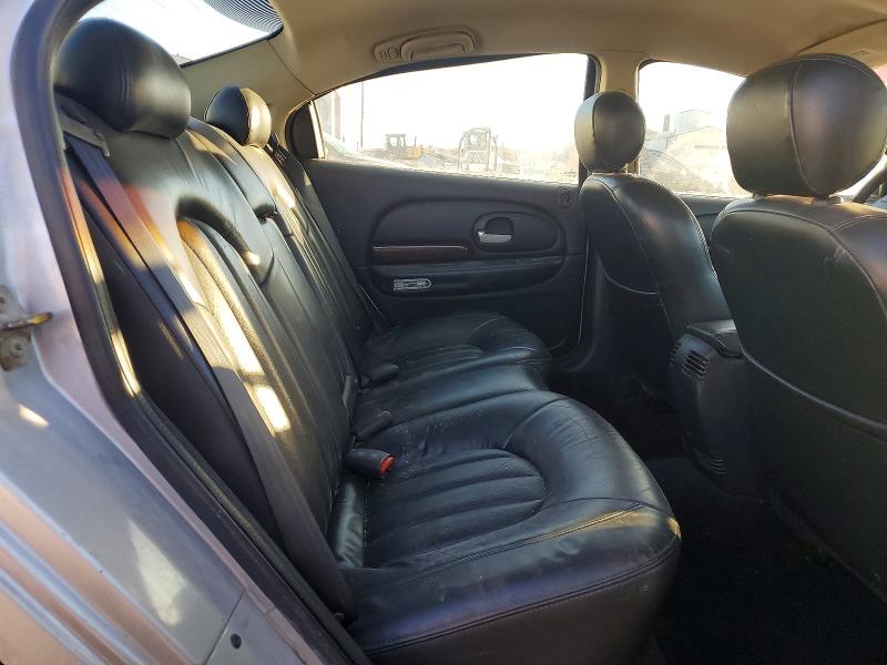 76541775 :رقم المزاد ، 2C3HE66G41H599532 vin ، 2001 Chrysler 300m مزاد بيع