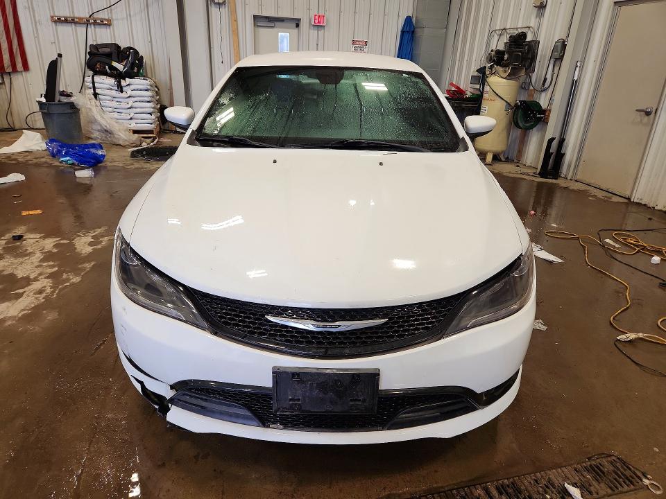 77219265 :رقم المزاد ، 1C3CCCBB2FN554578 vin ، 2015 Chrysler 200 مزاد بيع