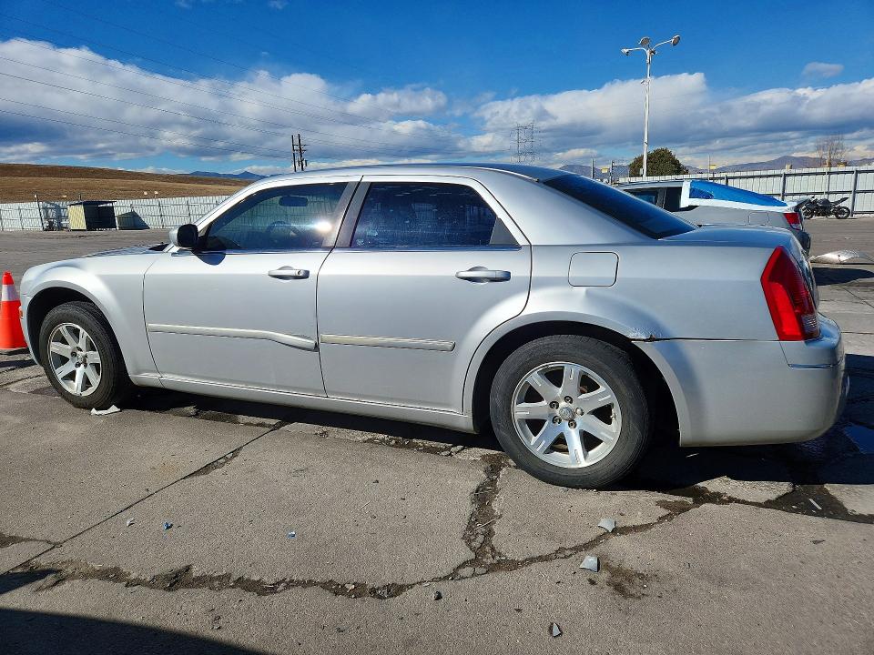 Продаж на аукціоні авто 2007 Chrysler 300, vin: 2C3LA53G77H688976, номер лоту: 77178145
