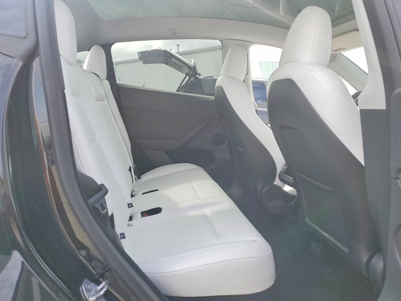 78697595 :رقم المزاد ، 7SAYGDEF9SF266451 vin ، 2025 Tesla Model Y مزاد بيع
