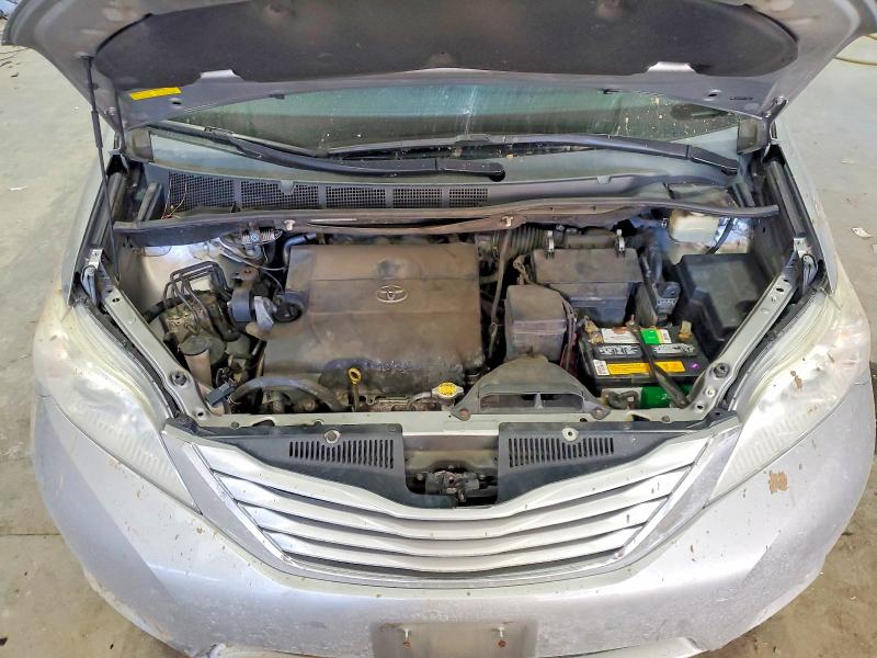 Aukcja sprzedaży 2015 Toyota Sienna, vin: 5TDKK3DC5FS680721, numer aukcji: 76325215