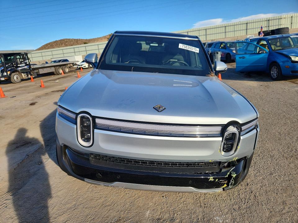 75835515 :رقم المزاد ، 7PDSGBBA1SN064469 vin ، 2025 Rivian R1s مزاد بيع