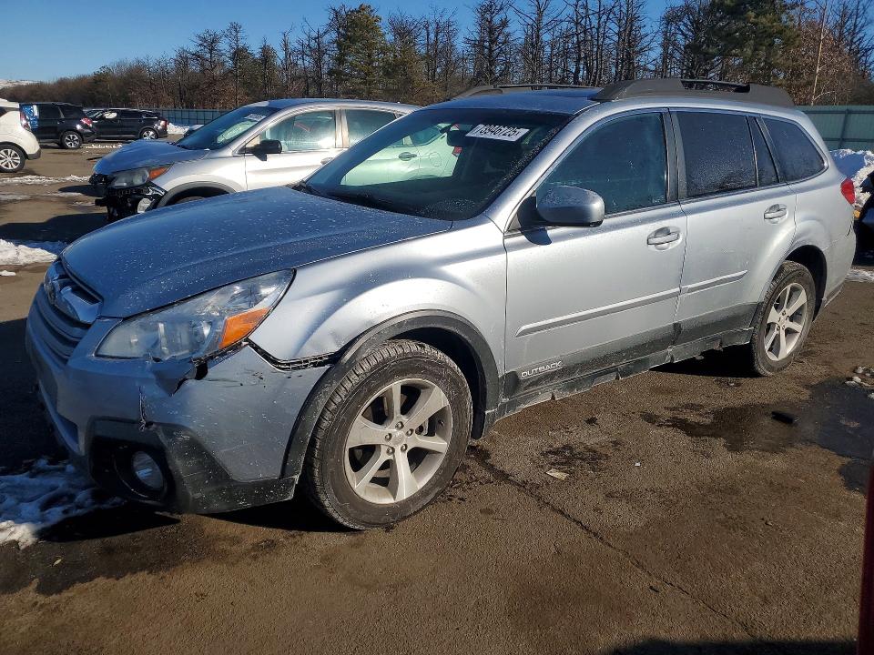 2014 Subaru Outback მანქანა იყიდება აუქციონზე, vin: 4S4BRBEC1E3295110, აუქციონის ნომერი: 73946725