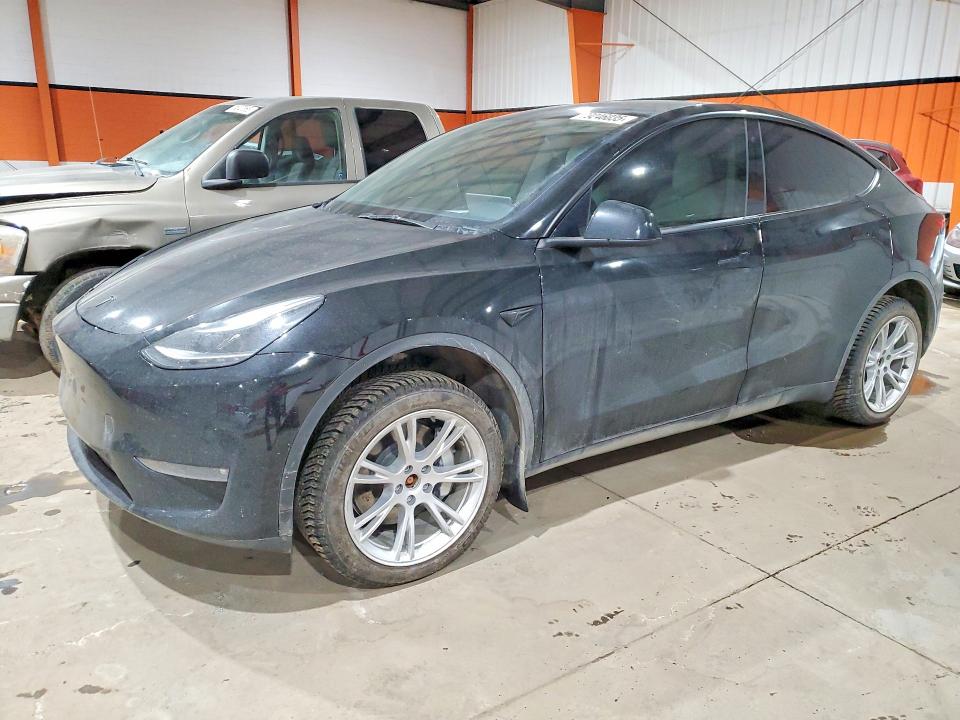 79246035 :رقم المزاد ، 7SAYGDEE0PF757151 vin ، 2023 Tesla Model Y مزاد بيع