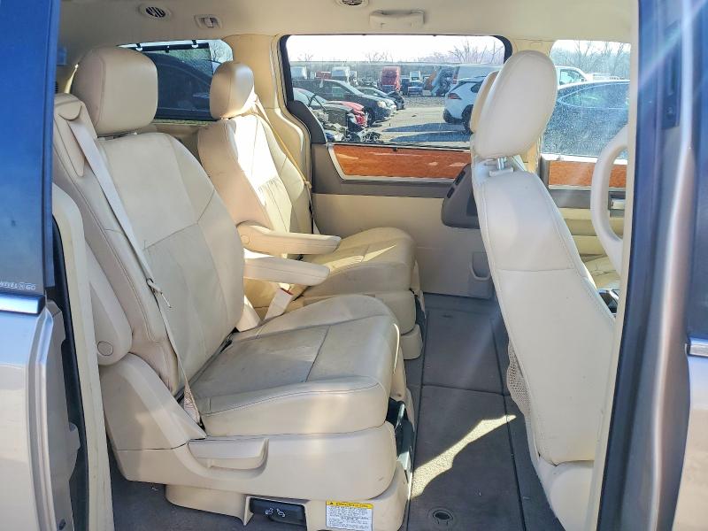 Продаж на аукціоні авто 2008 Chrysler Town & Country, vin: 2A8HR64X48R769193, номер лоту: 79201895