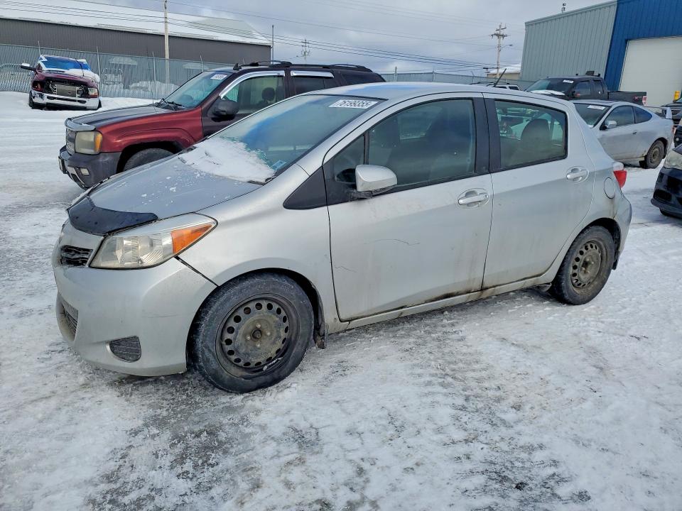 2012 Toyota Yaris Le 4dr Hatchba მანქანა იყიდება აუქციონზე, vin: JTDKTUD31CD515940, აუქციონის ნომერი: 76199355