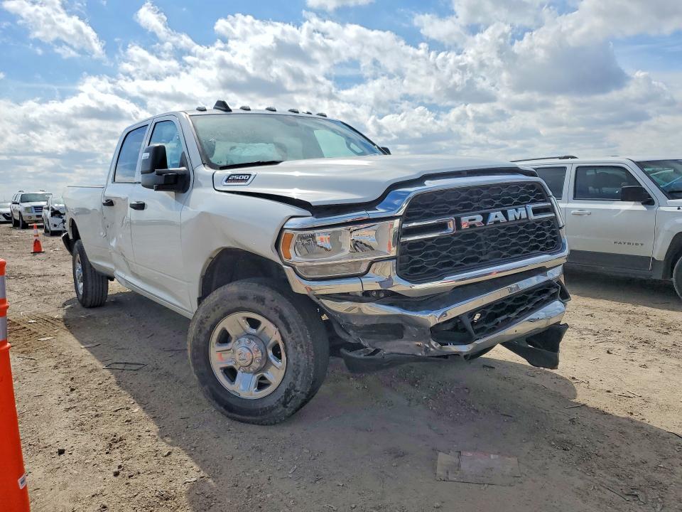 75648475 :رقم المزاد ، 3C6UR5HJ1RG154959 vin ، 2024 Ram 2500 Trade مزاد بيع