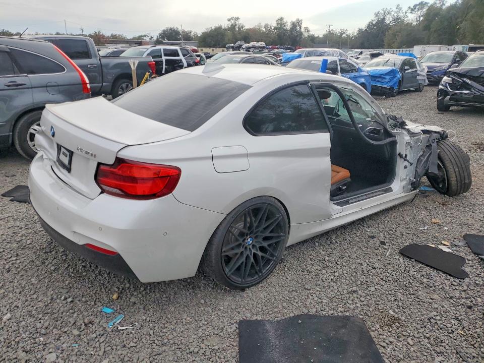 76245875 :رقم المزاد ، WBA2J1C54KVD10001 vin ، 2019 Bmw 230i مزاد بيع