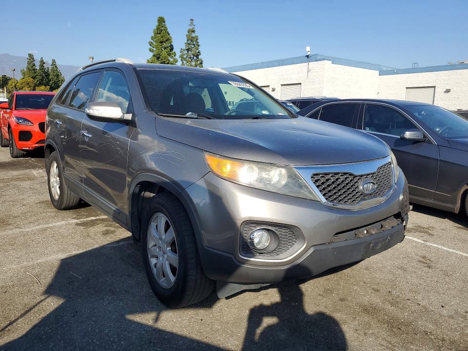 Продажа на аукционе авто 2013 Kia Sorento, vin: 5XYKT3A61DG313787, номер лота: 76643535
