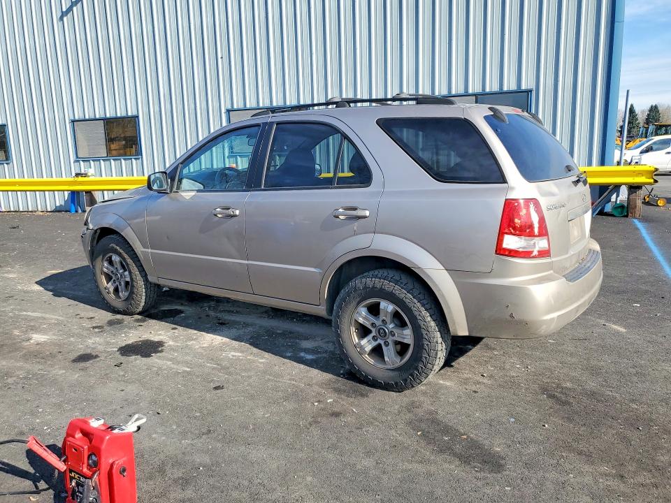 2005 Kia Sorento მანქანა იყიდება აუქციონზე, vin: KNDJC733755487394, აუქციონის ნომერი: 77505765