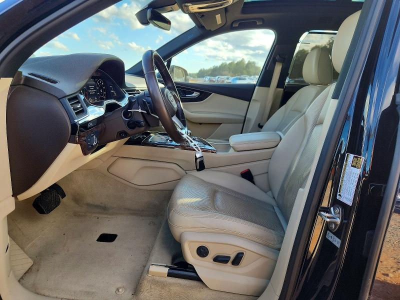 Продаж на аукціоні авто 2017 Audi Q7, vin: WA1LAAF70HD015326, номер лоту: 75856035