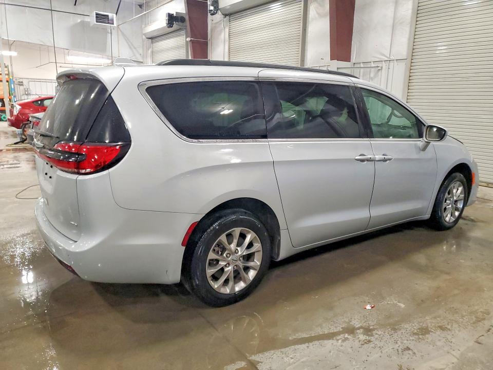 Продаж на аукціоні авто 2022 Chrysler Pacifica, vin: 2C4RC3BG6NR127505, номер лоту: 78878675
