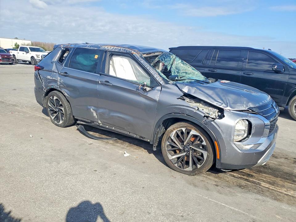 76689435 :رقم المزاد ، JA4J3UA86PZ013228 vin ، 2023 Mitsubishi Outlander مزاد بيع