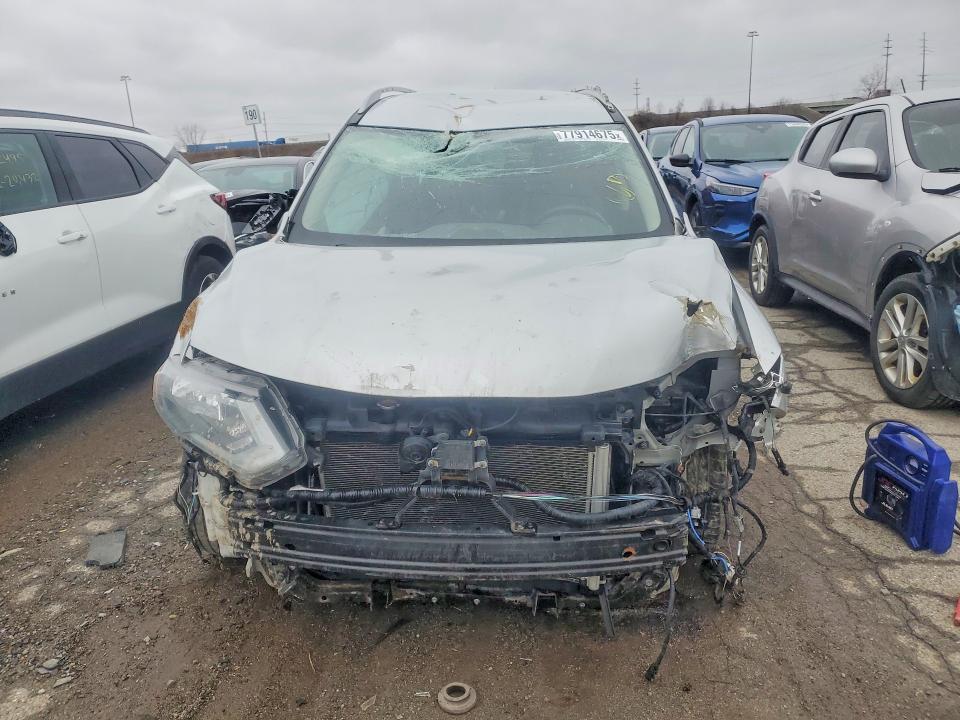 Продаж на аукціоні авто 2018 Nissan Rogue, vin: 5N1AT2MVXJC733245, номер лоту: 77914675