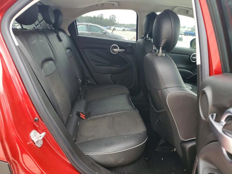 76132445 :رقم المزاد ، ZFBCFYCT0GP380901 vin ، 2016 Fiat 500x مزاد بيع