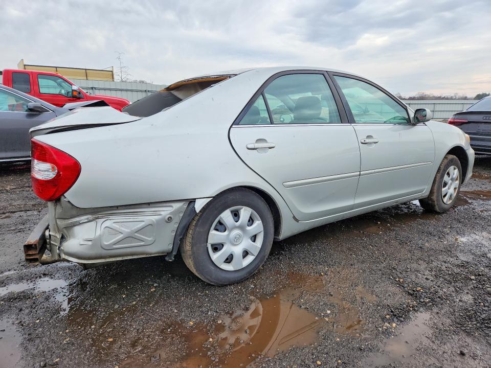 77113265 :رقم المزاد ، 4T1BE32K72U079815 vin ، 2002 Toyota Camry مزاد بيع