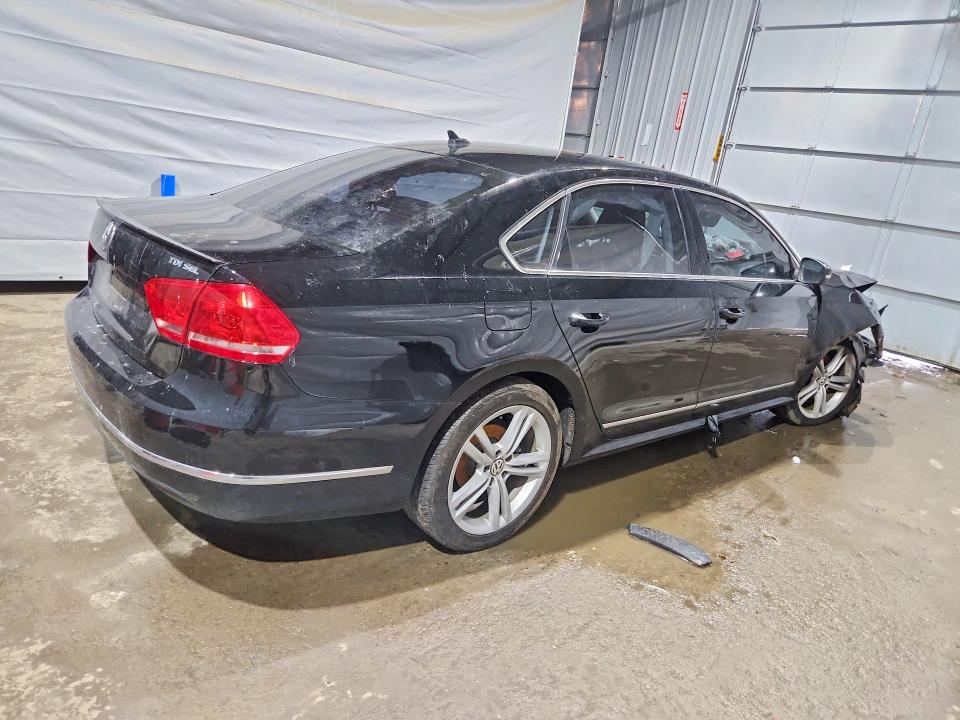 2015 Volkswagen Passat მანქანა იყიდება აუქციონზე, vin: 1VWCV7A33FC008646, აუქციონის ნომერი: 77224855