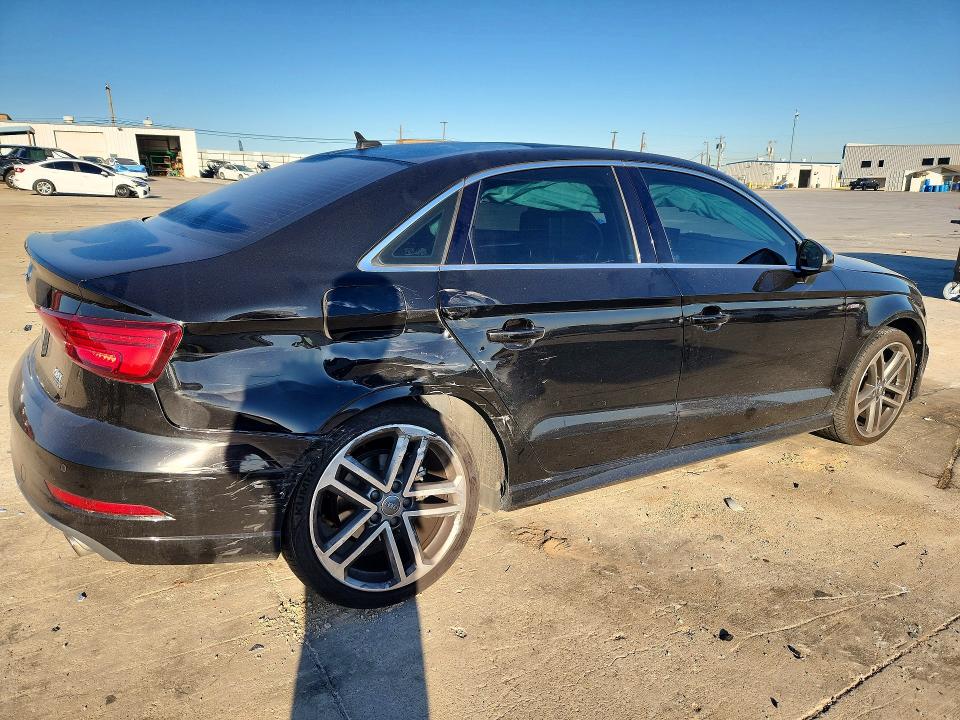 79312045 :رقم المزاد ، WAUJ8GFF9J1059204 vin ، 2018 Audi A3 مزاد بيع