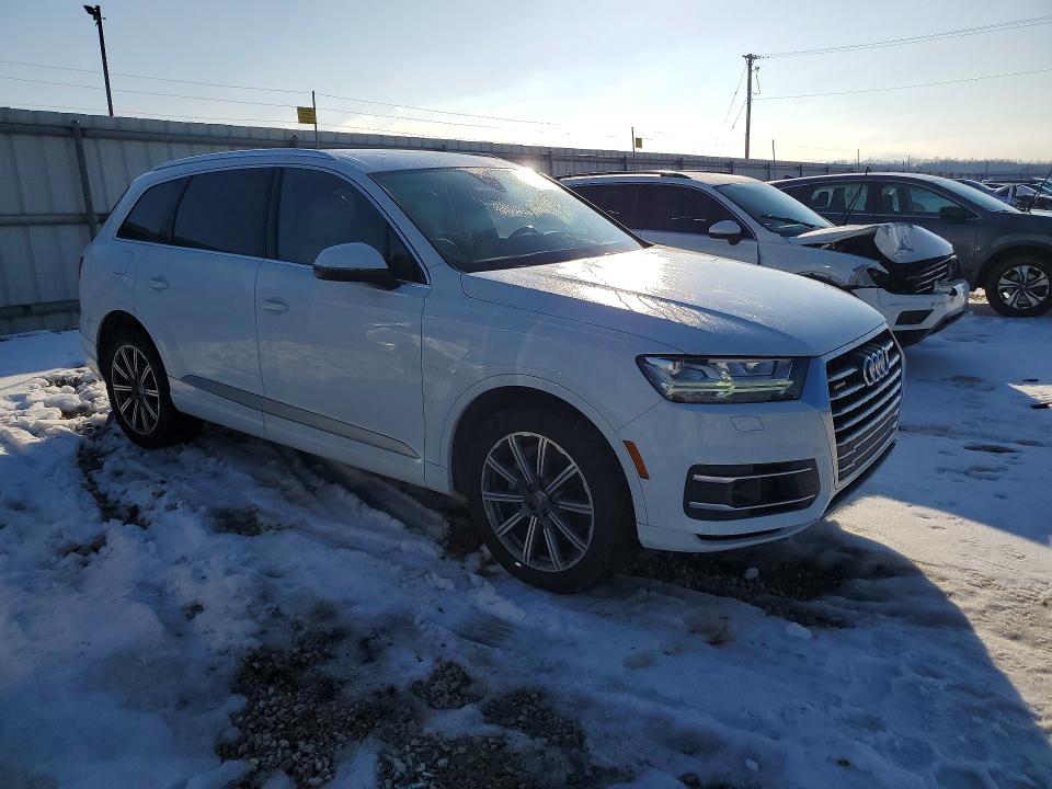 Продажа на аукционе авто 2018 Audi Q7, vin: WA1VAAF73JD029011, номер лота: 75477815