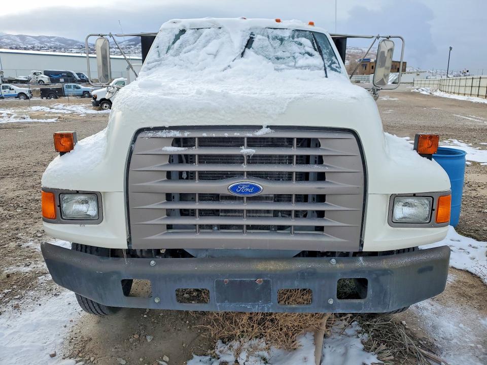 76546625 :رقم المزاد ، 1FDNF70J5SVA04083 vin ، 1995 Ford F700 مزاد بيع
