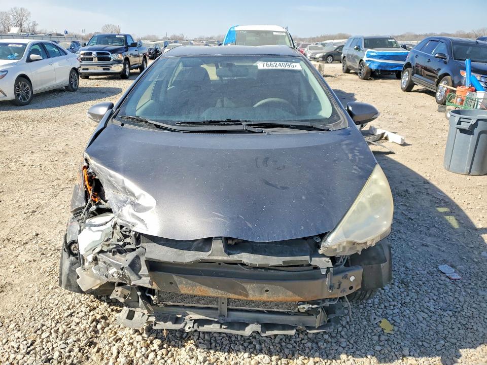 2013 Toyota Prius C მანქანა იყიდება აუქციონზე, vin: JTDKDTB38D1546700, აუქციონის ნომერი: 76624095