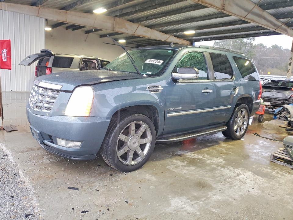 Продажа на аукционе авто 2010 Cadillac Escalade, vin: 1GYUKBEF8AR197348, номер лота: 79193345