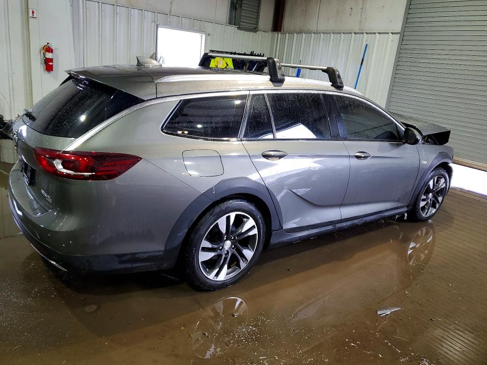 77280245 :رقم المزاد ، W04GV8SX3J1106103 vin ، 2018 Buick Regal Tourx مزاد بيع
