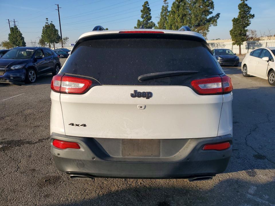 78729355 :رقم المزاد ، 1C4PJMCS5FW740441 vin ، 2015 Jeep Cherokee مزاد بيع