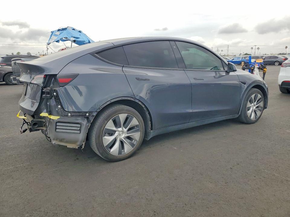Продажа на аукционе авто 2022 Tesla Model Y, vin: 7SAYGAEE7NF383326, номер лота: 76726095