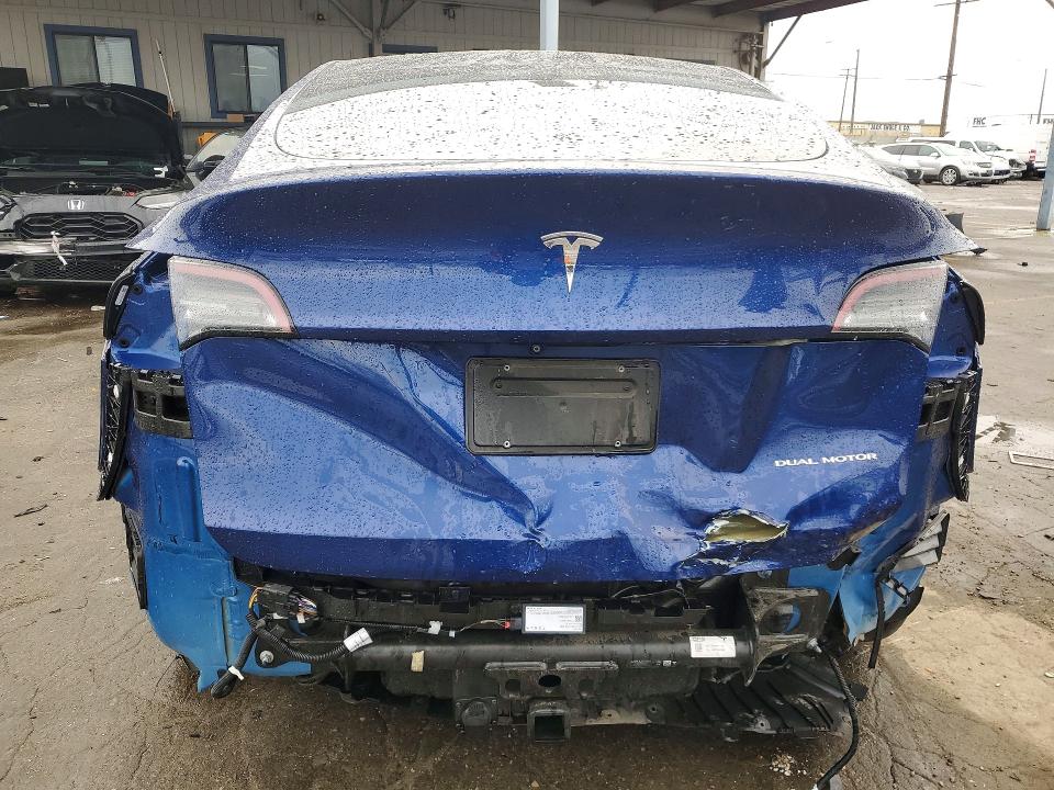 76939135 :رقم المزاد ، 5YJYGDEE3LF034675 vin ، 2020 Tesla Model Y مزاد بيع