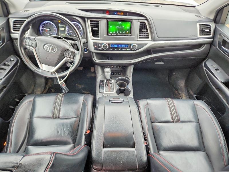 2019 Toyota Highlander მანქანა იყიდება აუქციონზე, vin: 5TDJZRFH4KS970185, აუქციონის ნომერი: 76344495