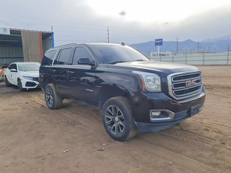 75015355 :رقم المزاد ، 1GKS2BKC4JR124294 vin ، 2018 Gmc Yukon مزاد بيع