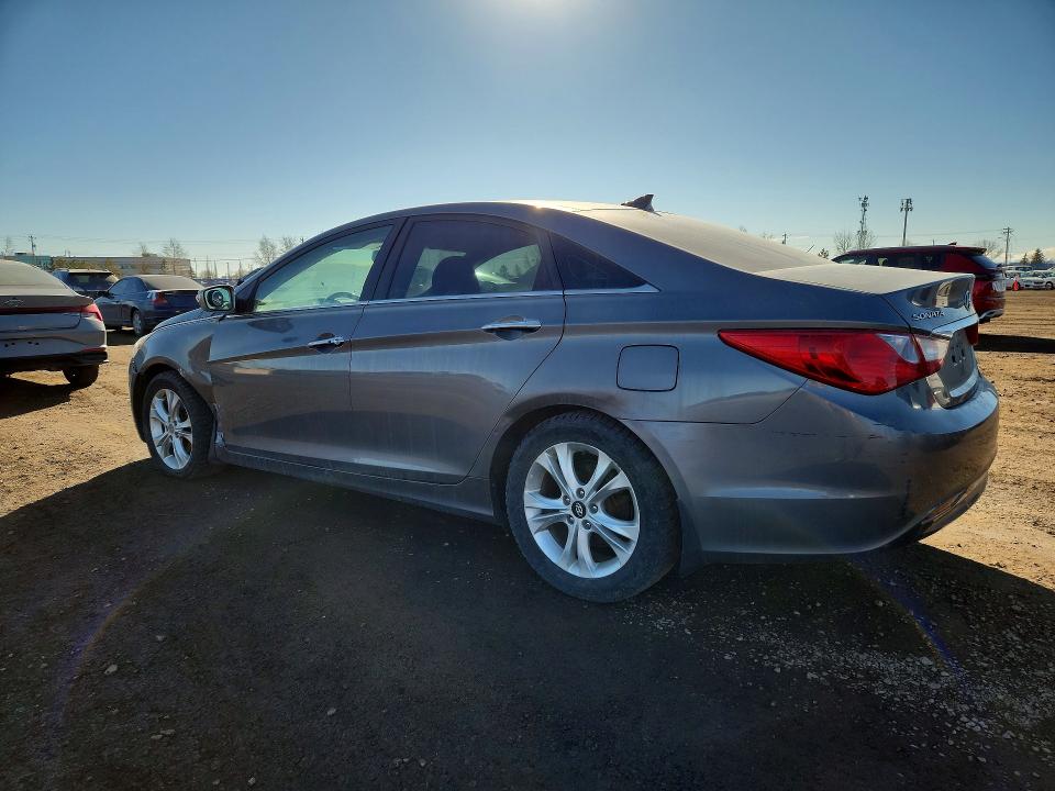 76952155 :رقم المزاد ، 5NPEC4AC0DH604850 vin ، 2013 Hyundai Sonata مزاد بيع
