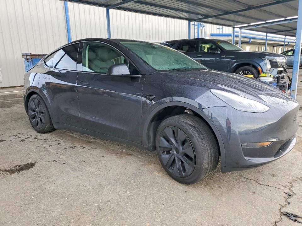 2024 Tesla Model Y მანქანა იყიდება აუქციონზე, vin: 7SAYGDED7RF154028, აუქციონის ნომერი: 78091335