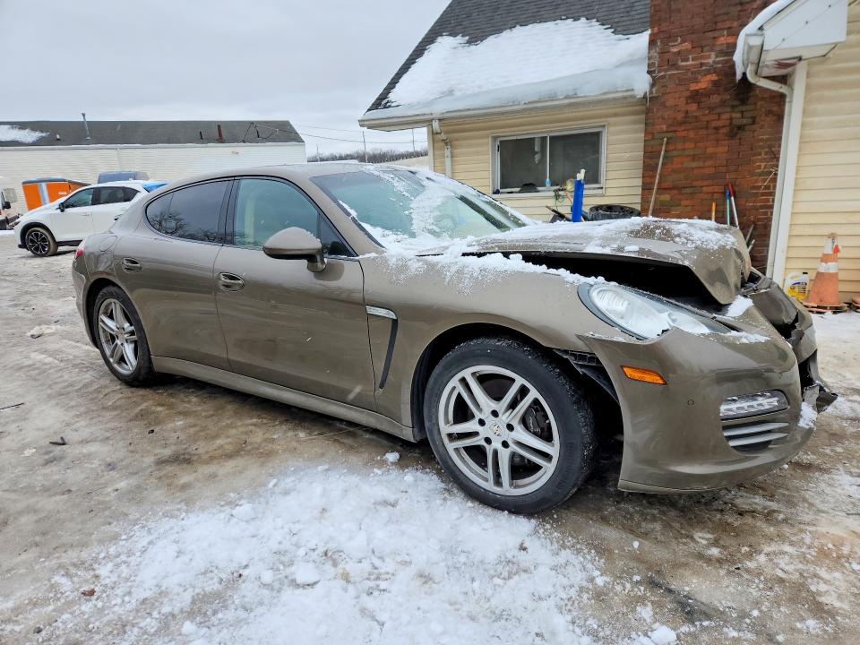 77114665 :رقم المزاد ، WP0AA2A76DL013817 vin ، 2013 Porsche Panamera مزاد بيع