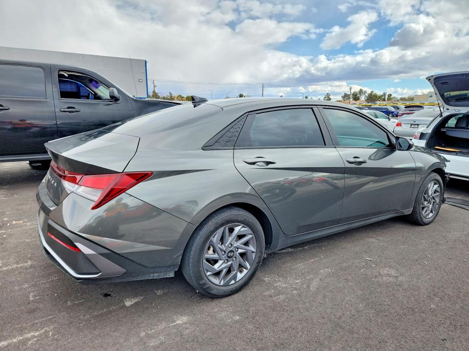2024 Hyundai Elantra მანქანა იყიდება აუქციონზე, vin: KMHLM4DG5RU774973, აუქციონის ნომერი: 78177335