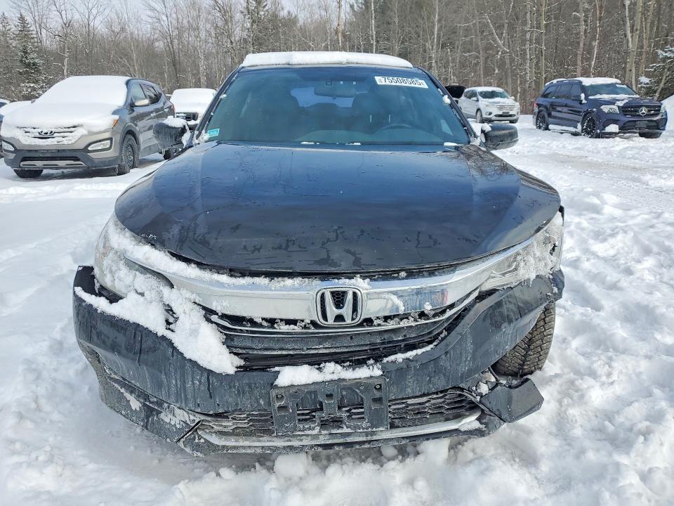 2017 Honda Accord მანქანა იყიდება აუქციონზე, vin: 1HGCR2F53HA811493, აუქციონის ნომერი: 75508585