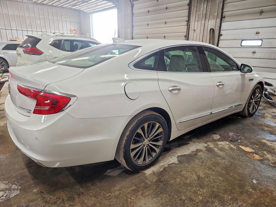 Продажа на аукционе авто 2018 Buick Lacrosse, vin: 1G4ZP5SS6JU148318, номер лота: 76687105
