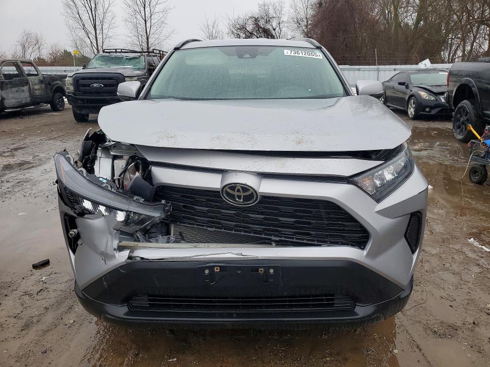 2021 Toyota Rav4 მანქანა იყიდება აუქციონზე, vin: 2T3B1RFV4MC189493, აუქციონის ნომერი: 73612065