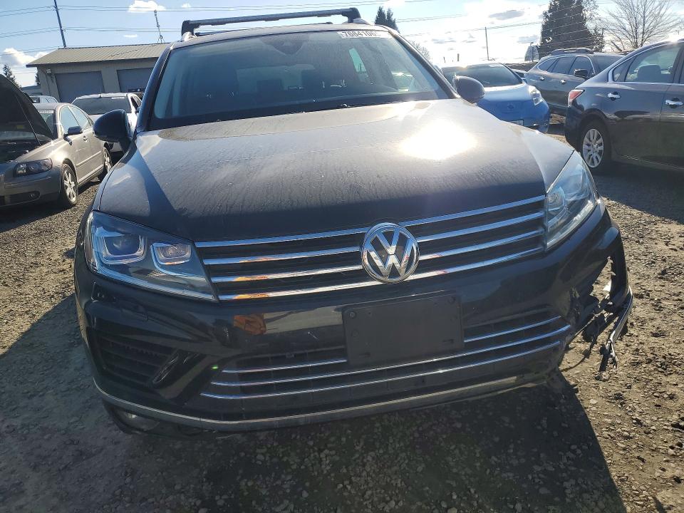 76841065 :رقم المزاد ، WVGEP9BP7GD005761 vin ، 2016 Volkswagen Touareg مزاد بيع