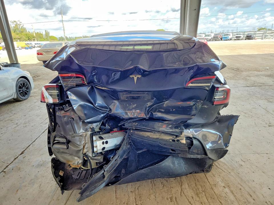 Продажа на аукционе авто 2023 Tesla Model Y, vin: 7SAYGDED8PF942104, номер лота: 77374435