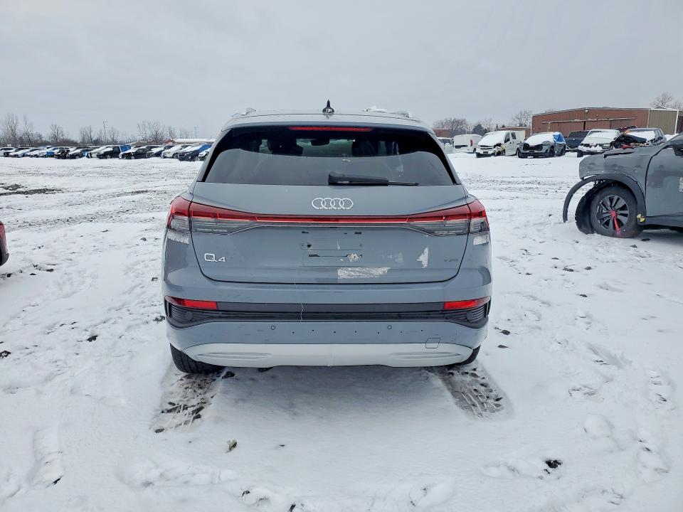2022 Audi Q4 E-tron მანქანა იყიდება აუქციონზე, vin: WA1J2BFZ5NP047937, აუქციონის ნომერი: 76075005