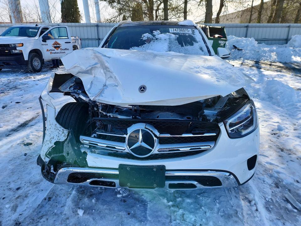 74736975 :رقم المزاد ، W1N0G8EB9MF879966 vin ، 2021 Mercedes-benz Glc مزاد بيع