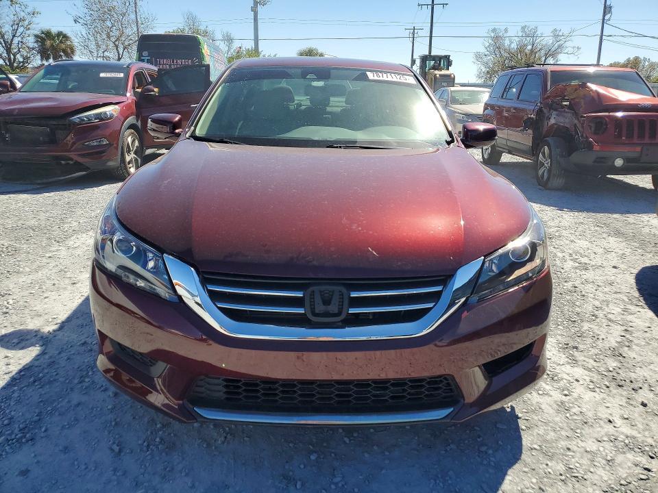 2015 Honda Accord მანქანა იყიდება აუქციონზე, vin: 1HGCR6F52FA011837, აუქციონის ნომერი: 78771125