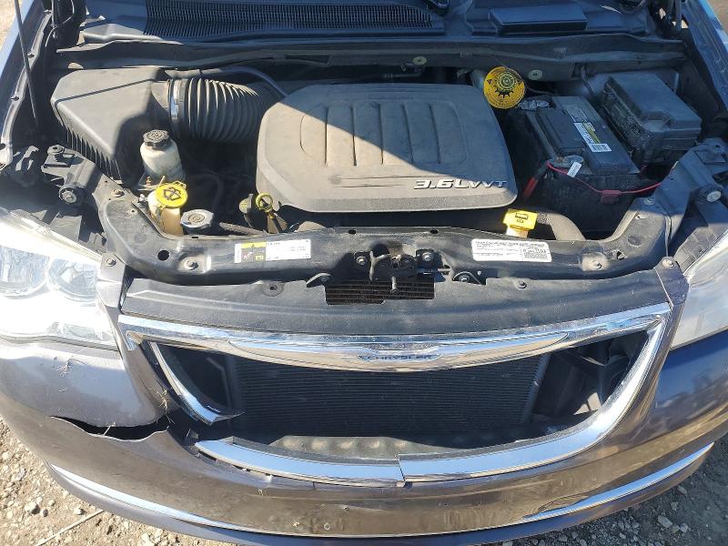79400865 :رقم المزاد ، 2C4RC1BG4FR577482 vin ، 2015 Chrysler Town & Country مزاد بيع