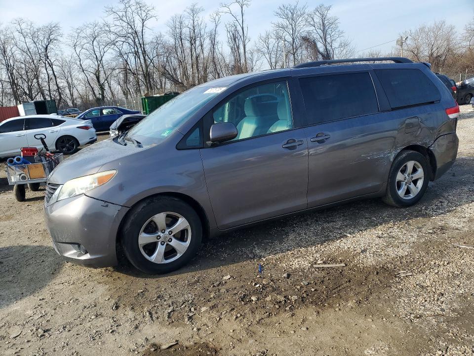 Aukcja sprzedaży 2012 Toyota Sienna, vin: 5TDKK3DC5CS245807, numer aukcji: 78076735