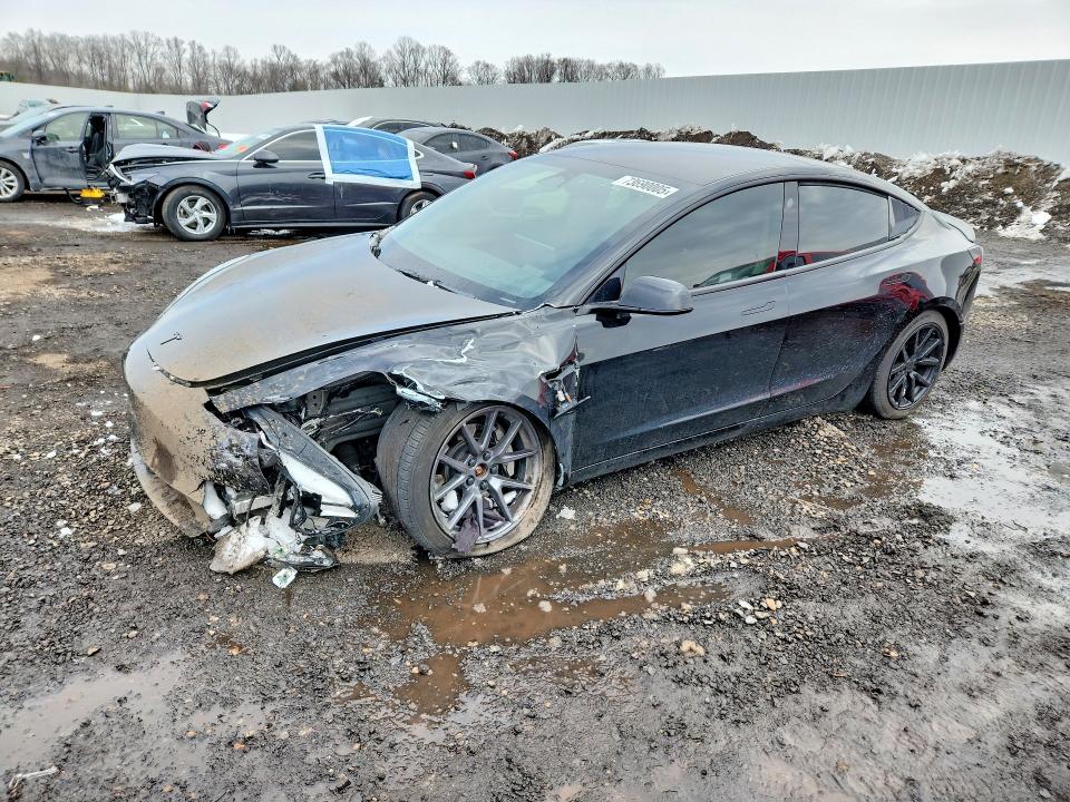 73690005 :رقم المزاد ، 5YJ3E1EB6NF176753 vin ، 2022 Tesla Model 3 مزاد بيع