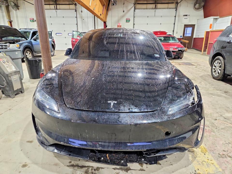 2025 Tesla Model 3 მანქანა იყიდება აუქციონზე, vin: 5YJ3E1ET1SF931943, აუქციონის ნომერი: 78223485