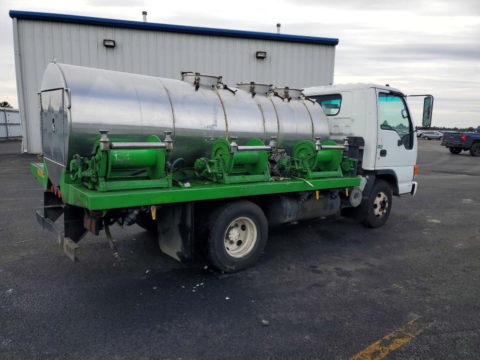 77730065 :رقم المزاد ، JALC4B149Y7012244 vin ، 2000 Isuzu Npr مزاد بيع