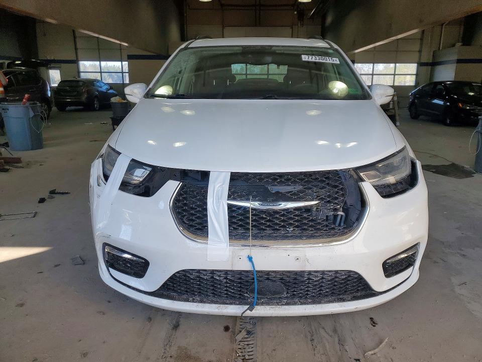 77330015 :رقم المزاد ، 2C4RC1BG7NR186065 vin ، 2022 Chrysler Pacifica مزاد بيع